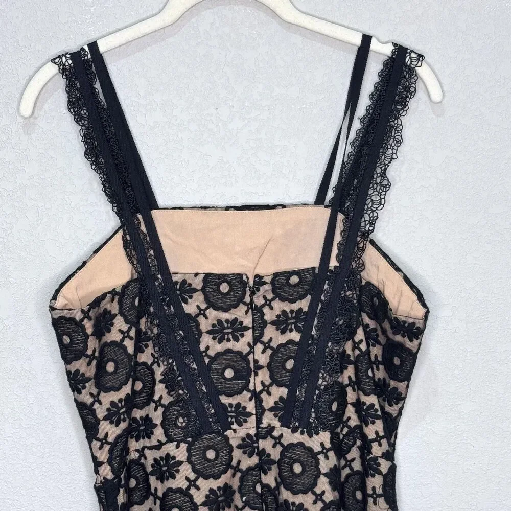 Lucy Paris Dress Womens Medium Black Lace Fit Flare V Neck Cocktail LPH603123